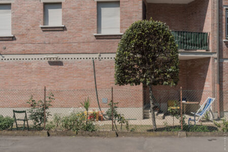 Spazi di pertinenza condominiali a Bologna (© Gianluca Rizzello)