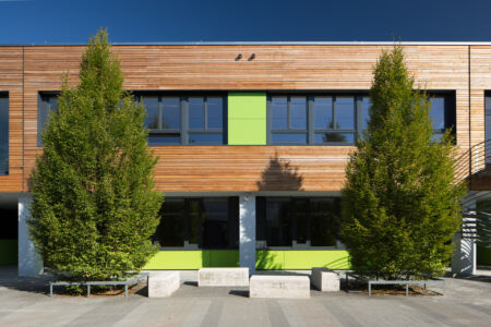 Venus Architekten, Liceo a Neubiberg, Germania: facciata delle aule