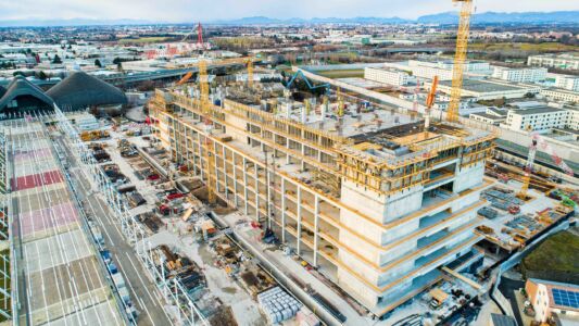 Cantiere dell’ospedale Galeazzi (progetto di Binini Partners)