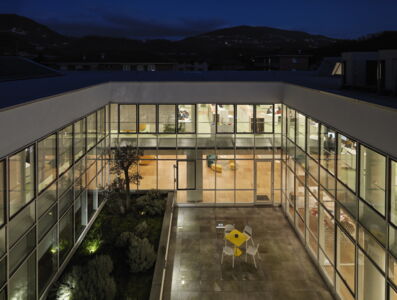 Frigerio Design Group, Uffici Arcaplanet a Carasco (GE, 2020, © Enrico Cano)