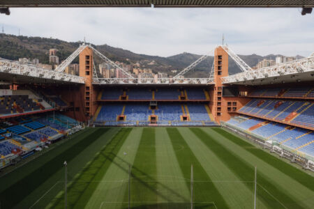 Stadio Luigi Ferraris di Genova (© Matteo de Mayda)