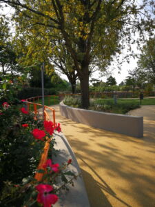 Giardino della felicità: aiuola vista e olfatto