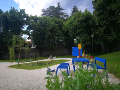 Il Parco dei Nonni: rain garden e zona di sosta blu