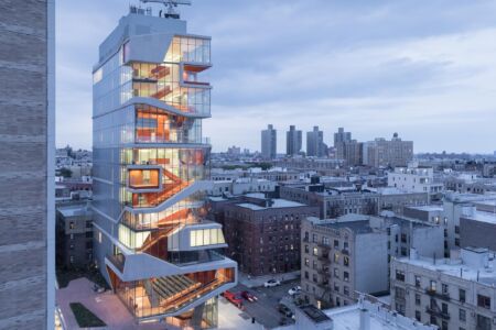 Roy and Diana Vagelos Education Center, Columbia University Medical Center (© Iwan Baan)